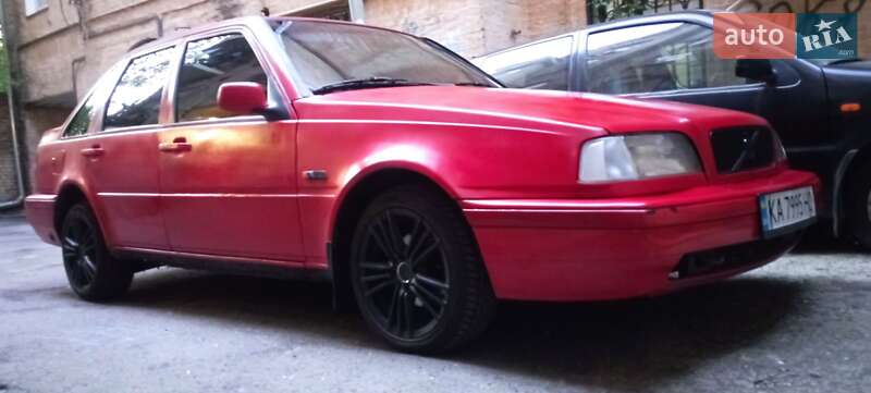 Хетчбек Volvo 440 1996 в Києві