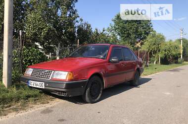 Хетчбек Volvo 440 1988 в Дублянах