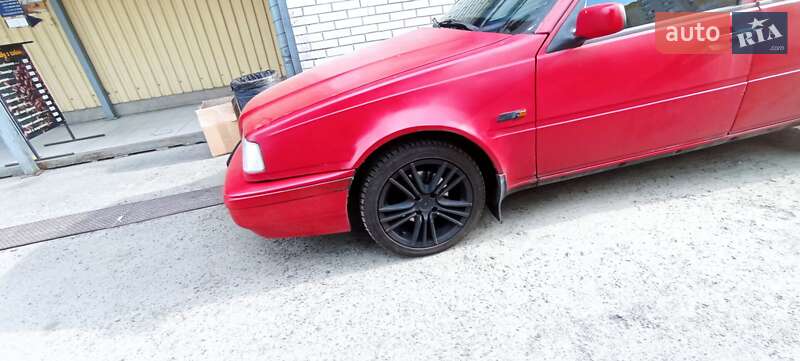 Хетчбек Volvo 440 1996 в Києві