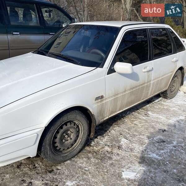 Хэтчбек Volvo 440 1989 в Балаклее