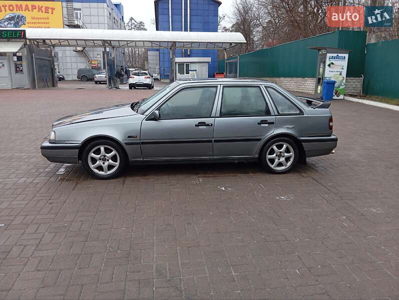 Хэтчбек Volvo 440 1992 в Киеве