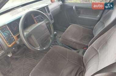 Хэтчбек Volvo 440 1990 в 