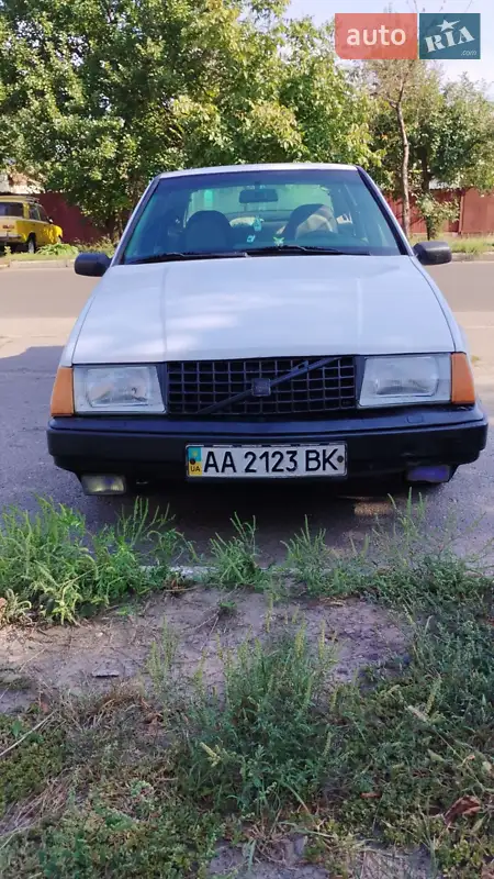 Volvo 440 1991