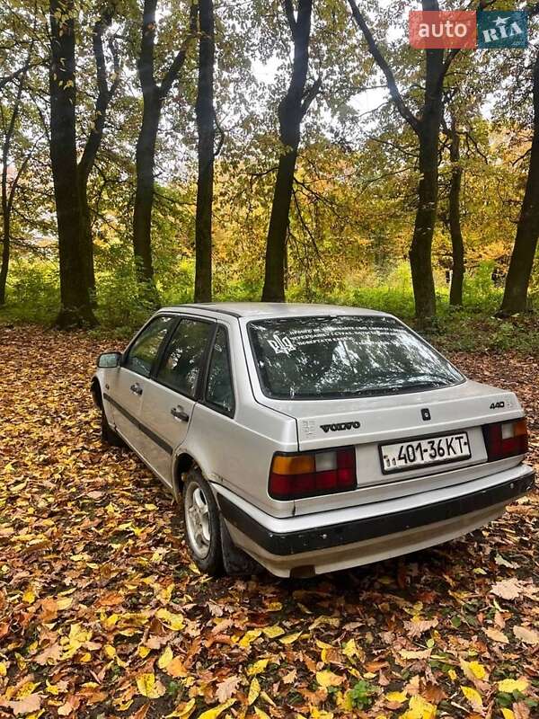 Хэтчбек Volvo 440 1992 в Львове фото 2 Хэтчбек Volvo 440 1992 в Львове