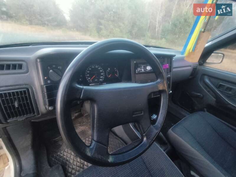 Хэтчбек Volvo 440 1992 в Камне-Каширском