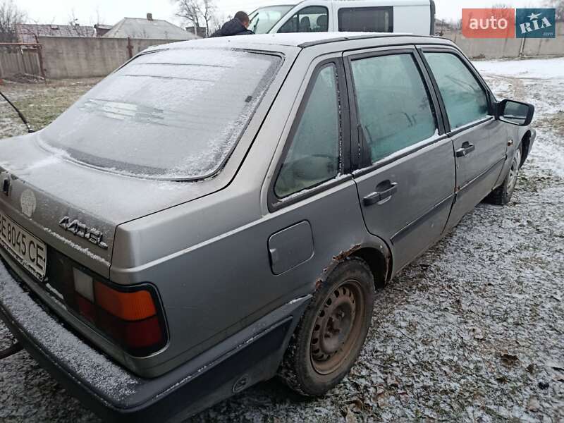Хэтчбек Volvo 440 1992 в Первомайске