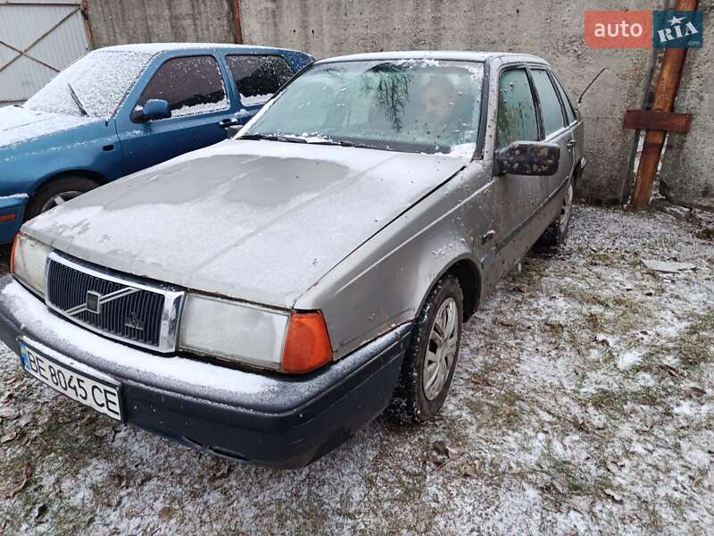 Хэтчбек Volvo 440 1992 в Первомайске