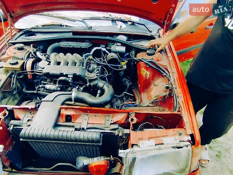 Volvo 440 1989