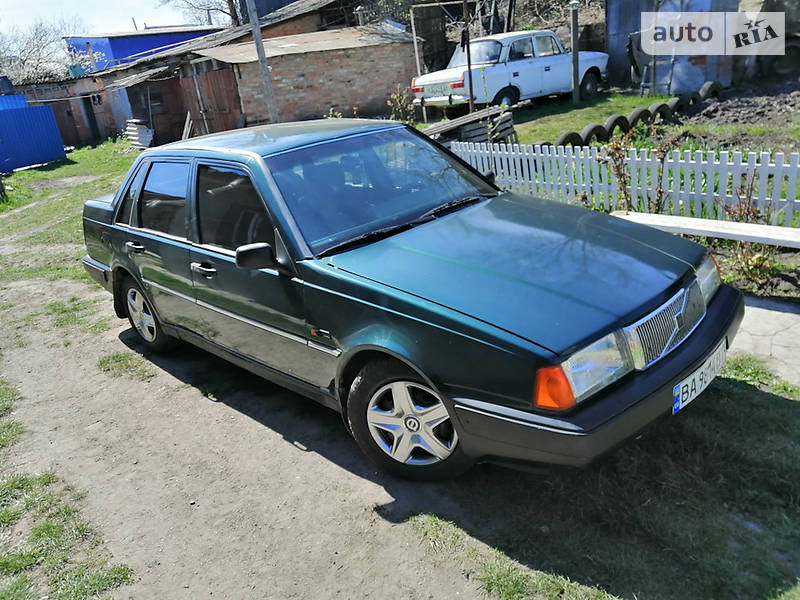 Седан Volvo 460 1993 в Кропивницькому