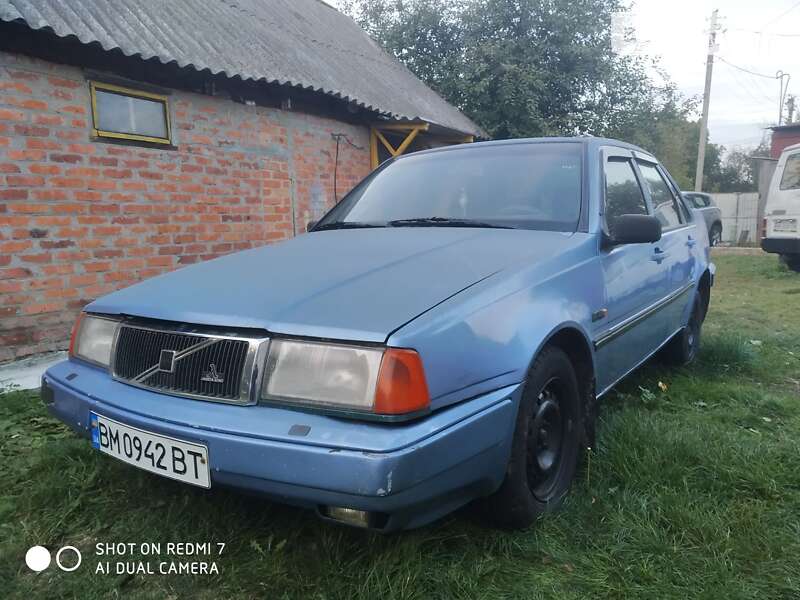Седан Volvo 460 1993 в Ромнах
