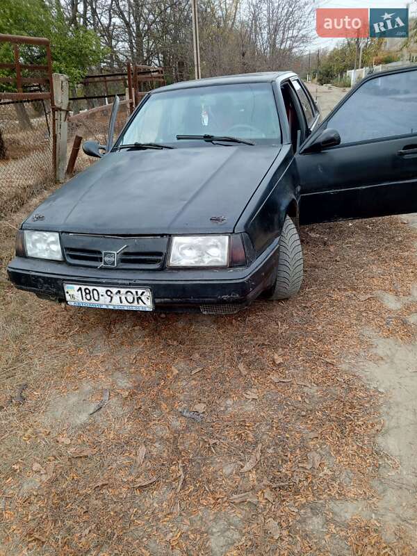 Седан Volvo 460 1996 в Одессе