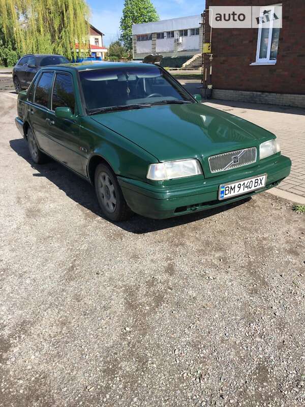 Седан Volvo 460 1994 в Ромнах