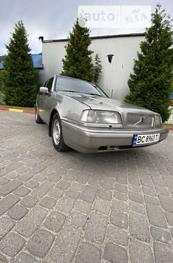 Седан Volvo 460 1990 в Львове