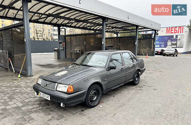 Седан Volvo 460 1991 в Дніпрі