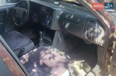 Седан Volvo 460 1993 в Луцьку