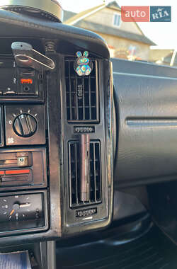 Седан Volvo 460 1991 в 