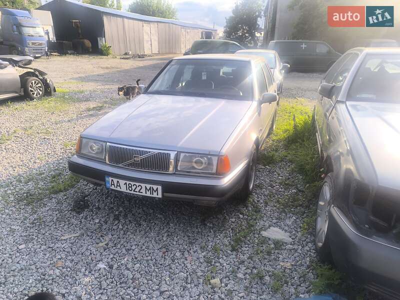 Седан Volvo 460 1992 в Києві