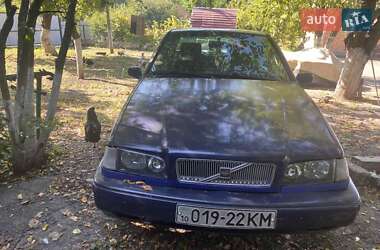 Седан Volvo 460 1995 в Бердичеві