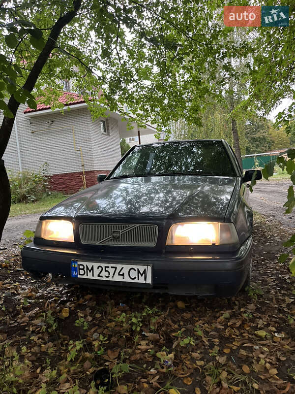 Седан Volvo 460 1996 в 
