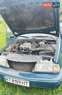 Седан Volvo 460 1996 в 