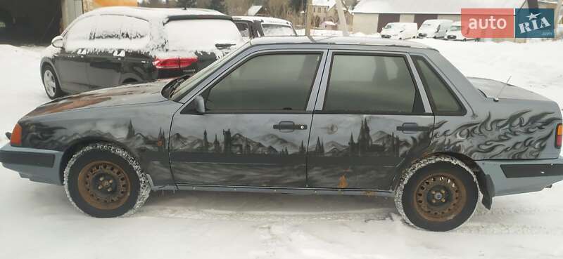 Седан Volvo 460 1993 в Бережанах