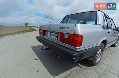 Седан Volvo 740 1984 в 