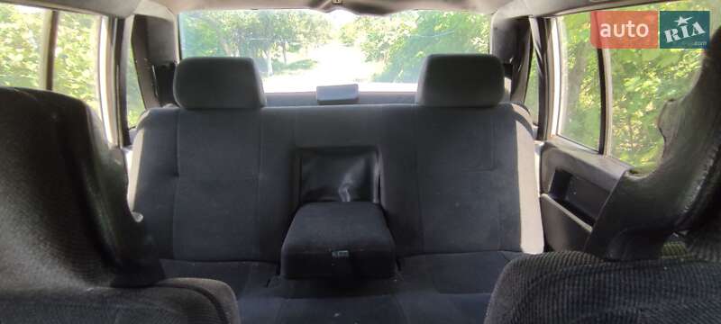 Седан Volvo 740 1989 в Ужгороде