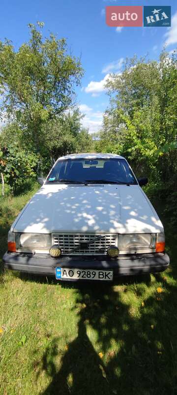 Седан Volvo 740 1989 в Ужгороде