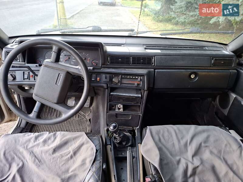 Седан Volvo 740 1988 в Ужгороде фото 9 Седан Volvo 740 1988 в Ужгороде