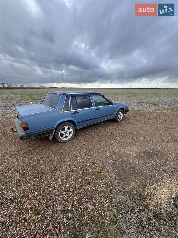 Седан Volvo 740 1989 в Южному фото 5 Седан Volvo 740 1989 в Южному