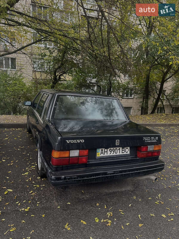 Седан Volvo 740 1986 в Києві