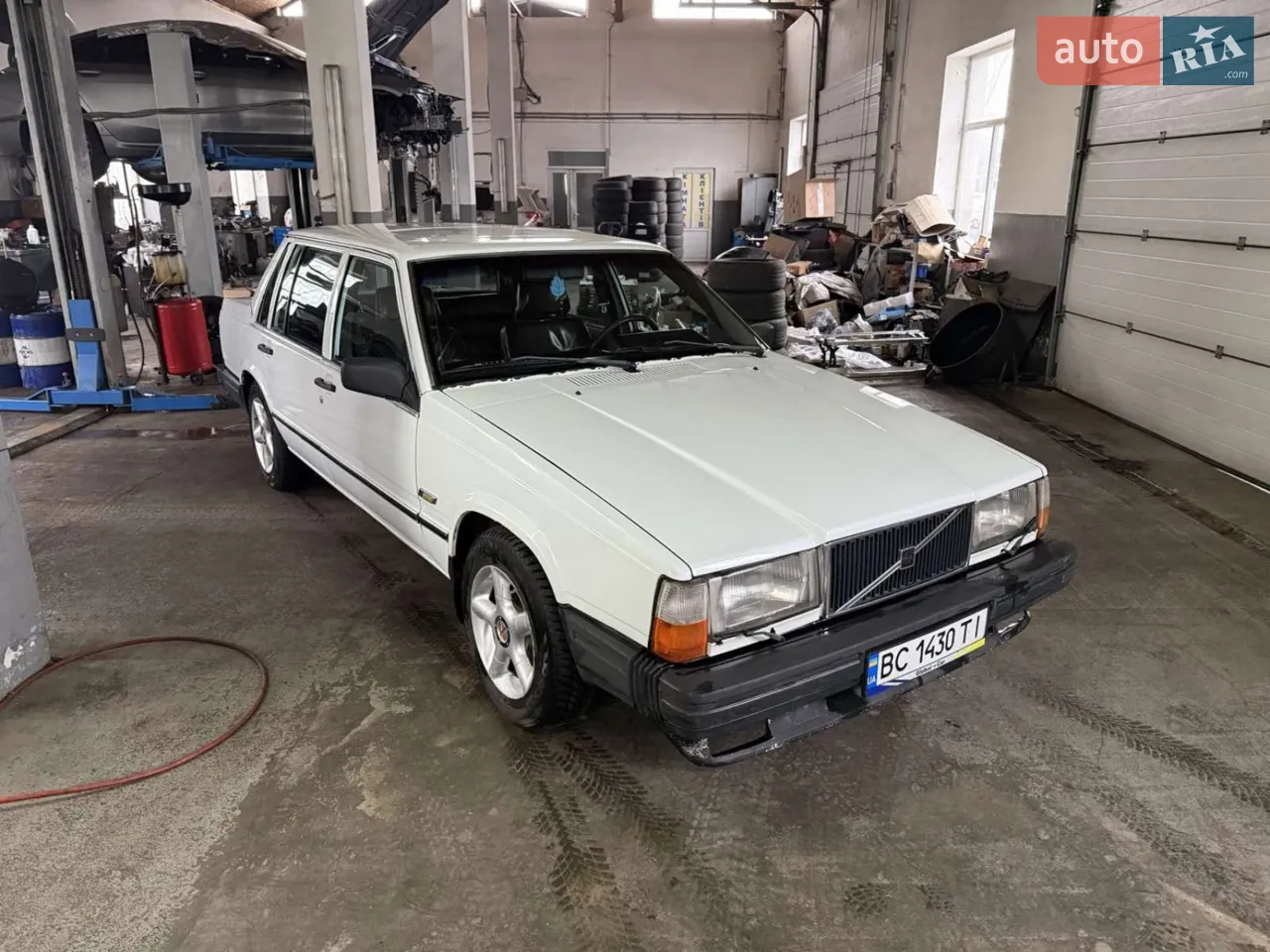 1986 Volvo 740 - мініатюра 15