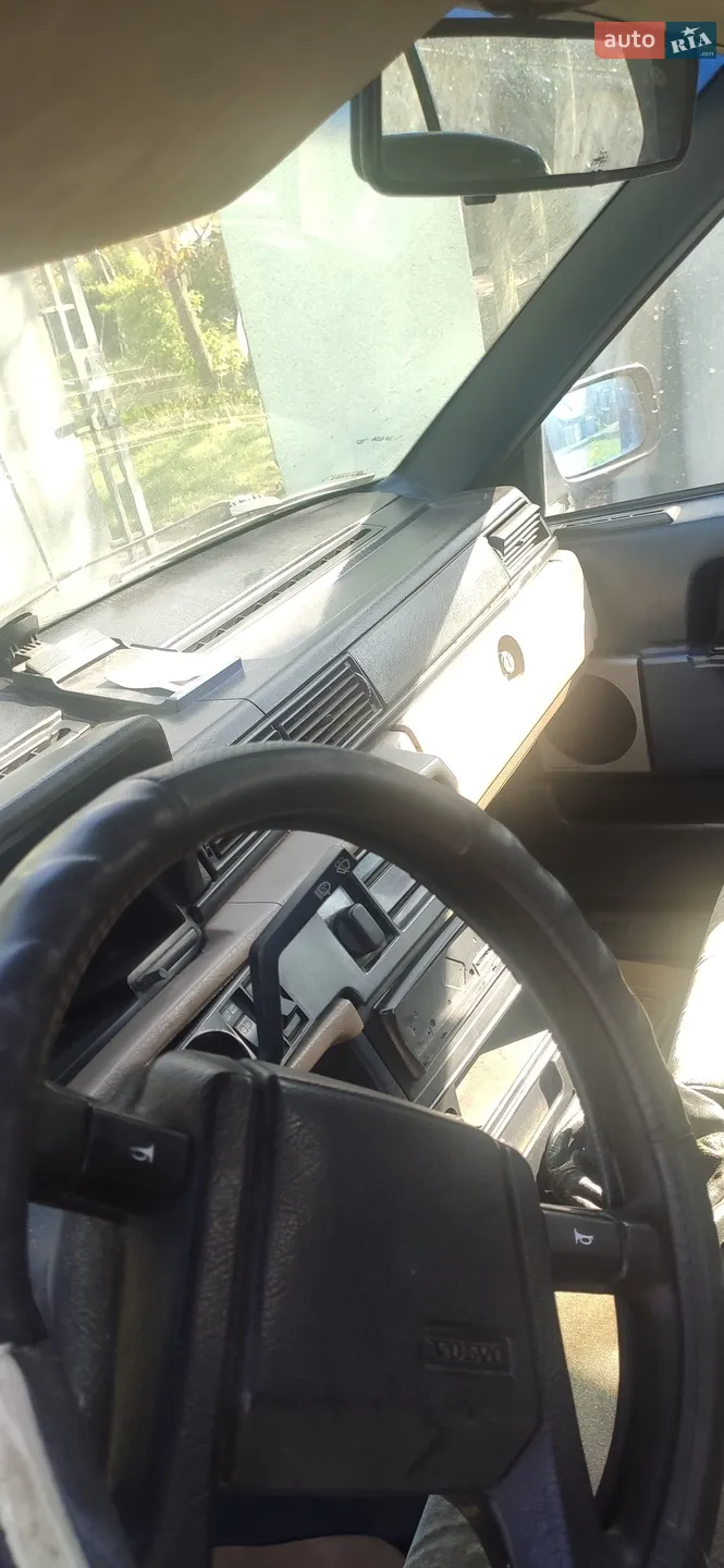 1988 Volvo 740 - мініатюра 26