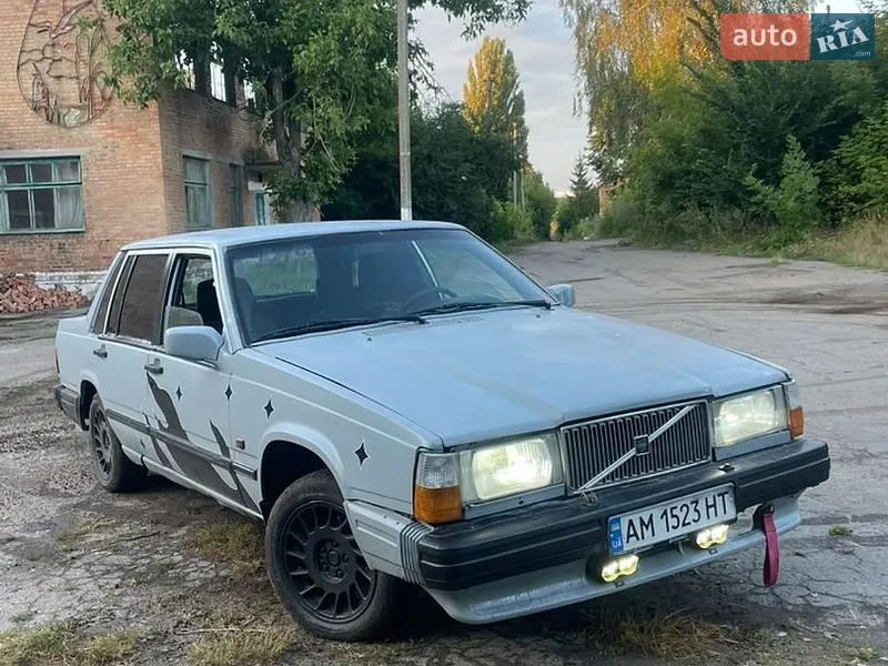 Volvo 740 1986