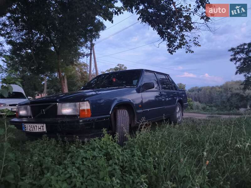 Седан Volvo 744 1990 в Зенькове