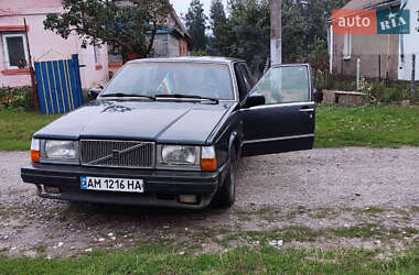 Седан Volvo 760 1984 в 