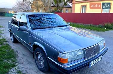Седан Volvo 760 1989 в 