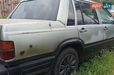 Седан Volvo 760 1985 в 