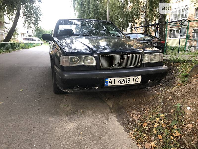 Седан Volvo 850 1996 в Борисполе