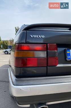 Седан Volvo 850 1992 в 