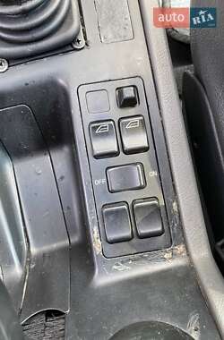 Седан Volvo 850 1992 в 