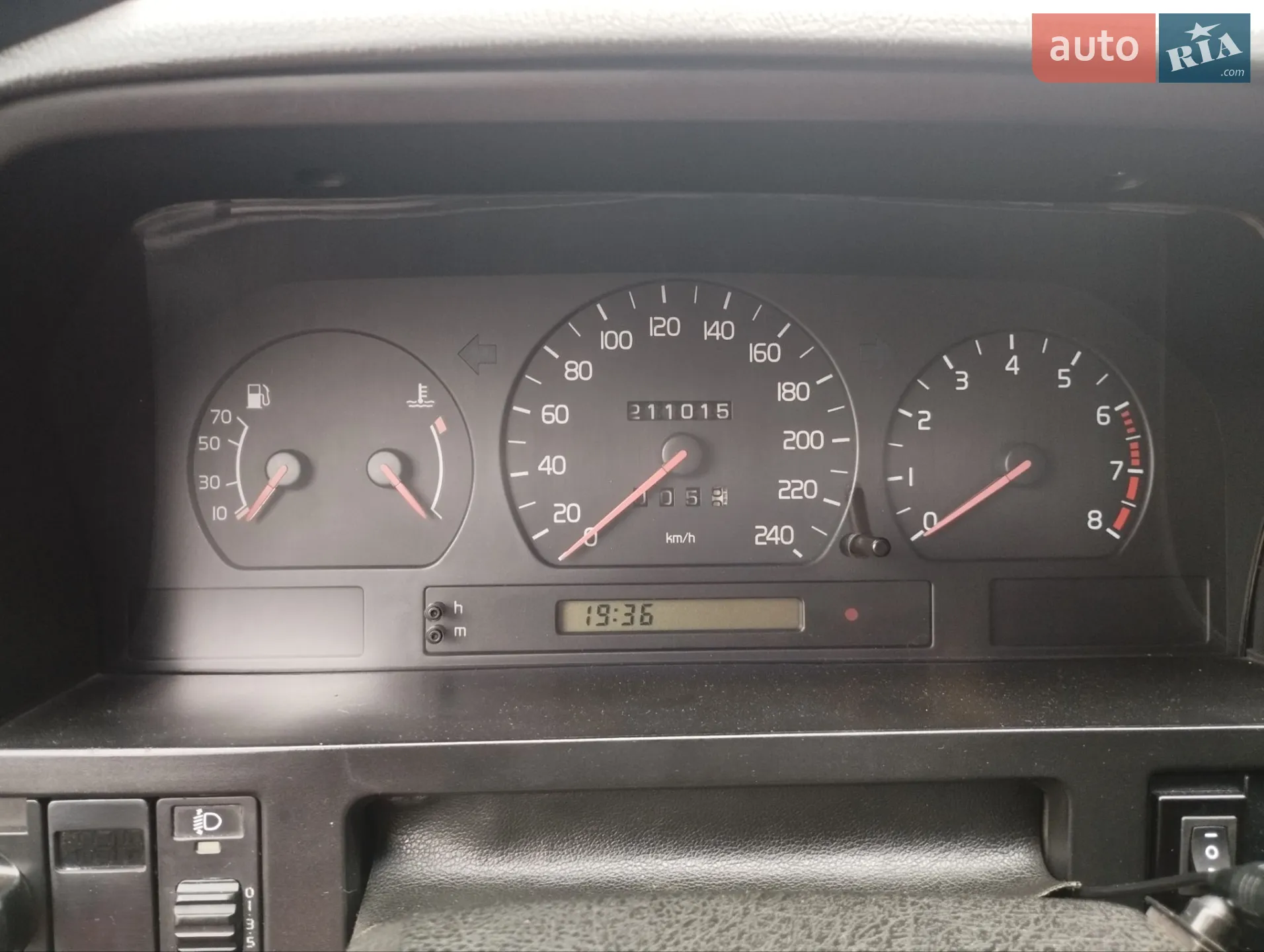 1994 Volvo 850 - мініатюра 2