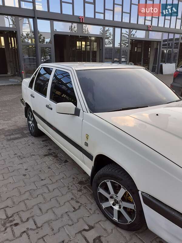 Седан Volvo 850 1993 в Ровно