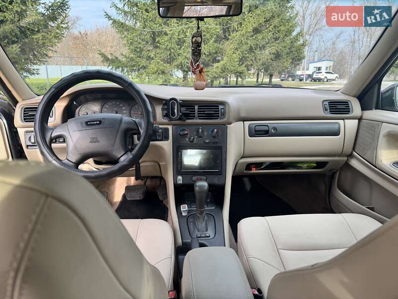 Седан Volvo 850 1993 в Бердичеві