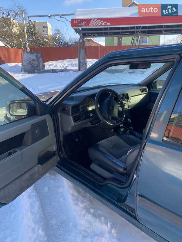 Седан Volvo 850 1994 в Львове