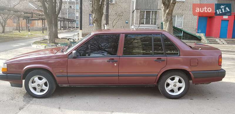 Седан Volvo 940 1993 в Дніпрі