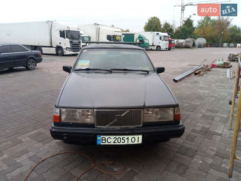 Седан Volvo 940 1992 в Львове