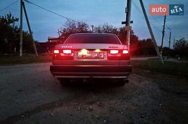Седан Volvo 940 1993 в 