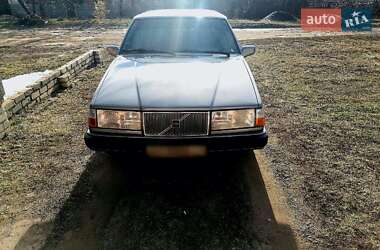 Седан Volvo 940 1993 в 
