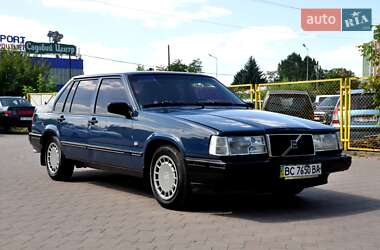Седан Volvo 940 1993 в Львові